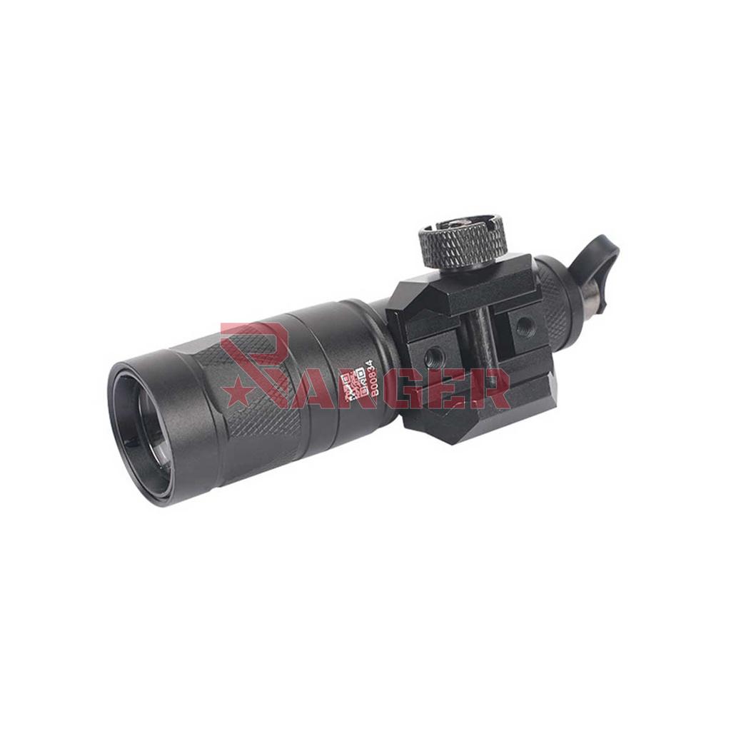 LINTERNA TACTICA WADSN M300W C/ESTROBO NEGRA