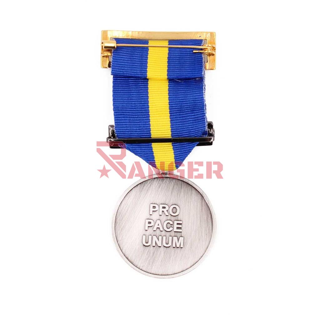 MEDALLA UCRANIA  AZUL AMARILLA