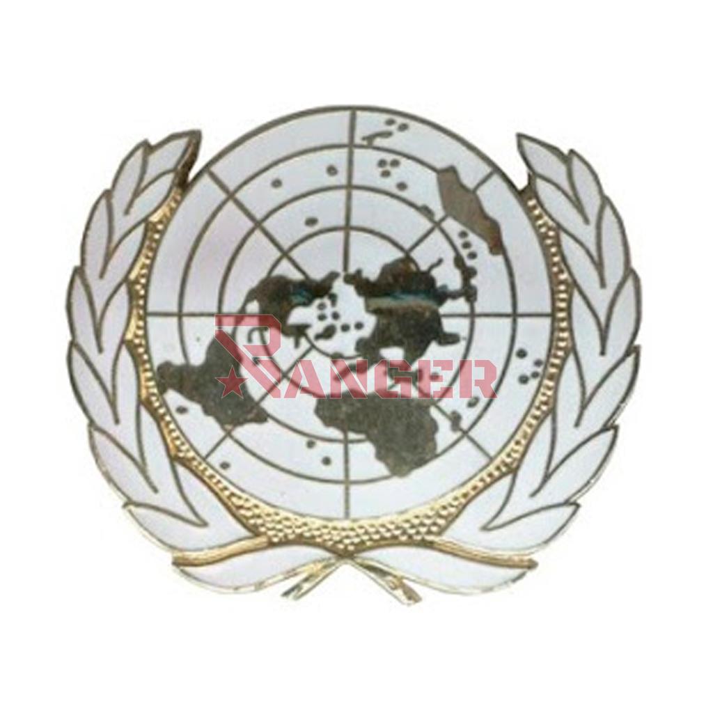 EMBLEMA BOINA ONU METALICO BLANCO