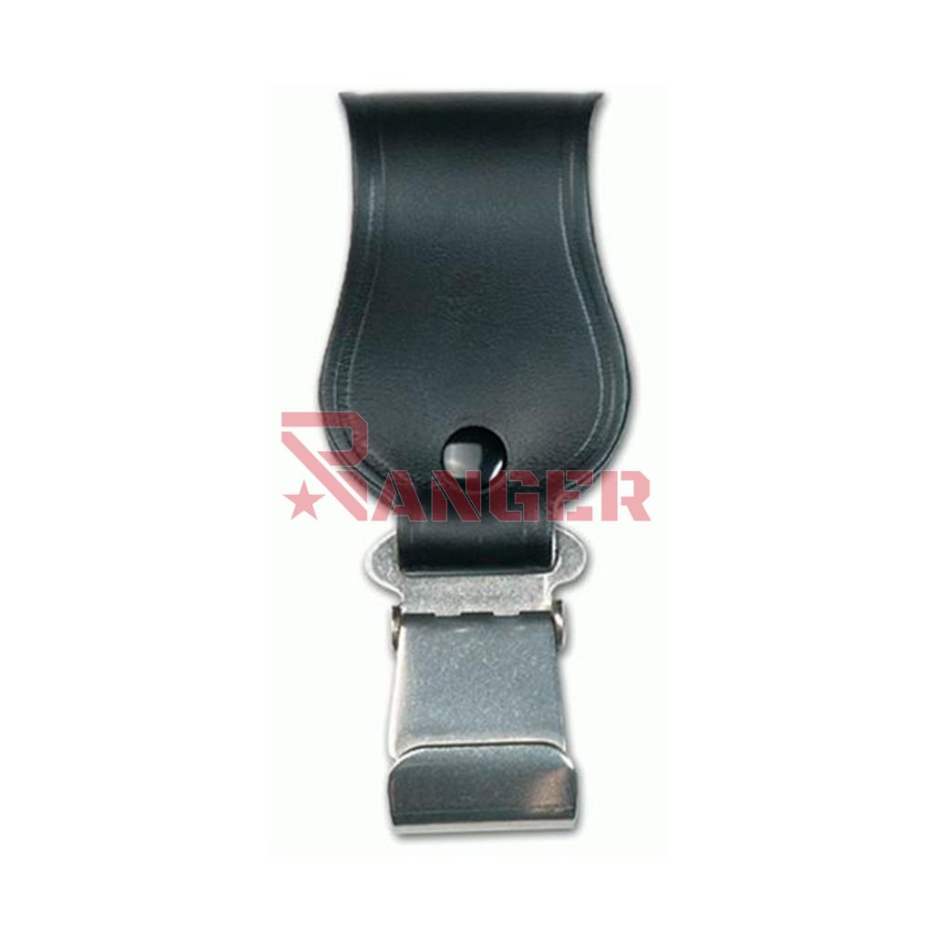 PORTA MOSQUETON PIELCU CUERO Y METAL NEGRO