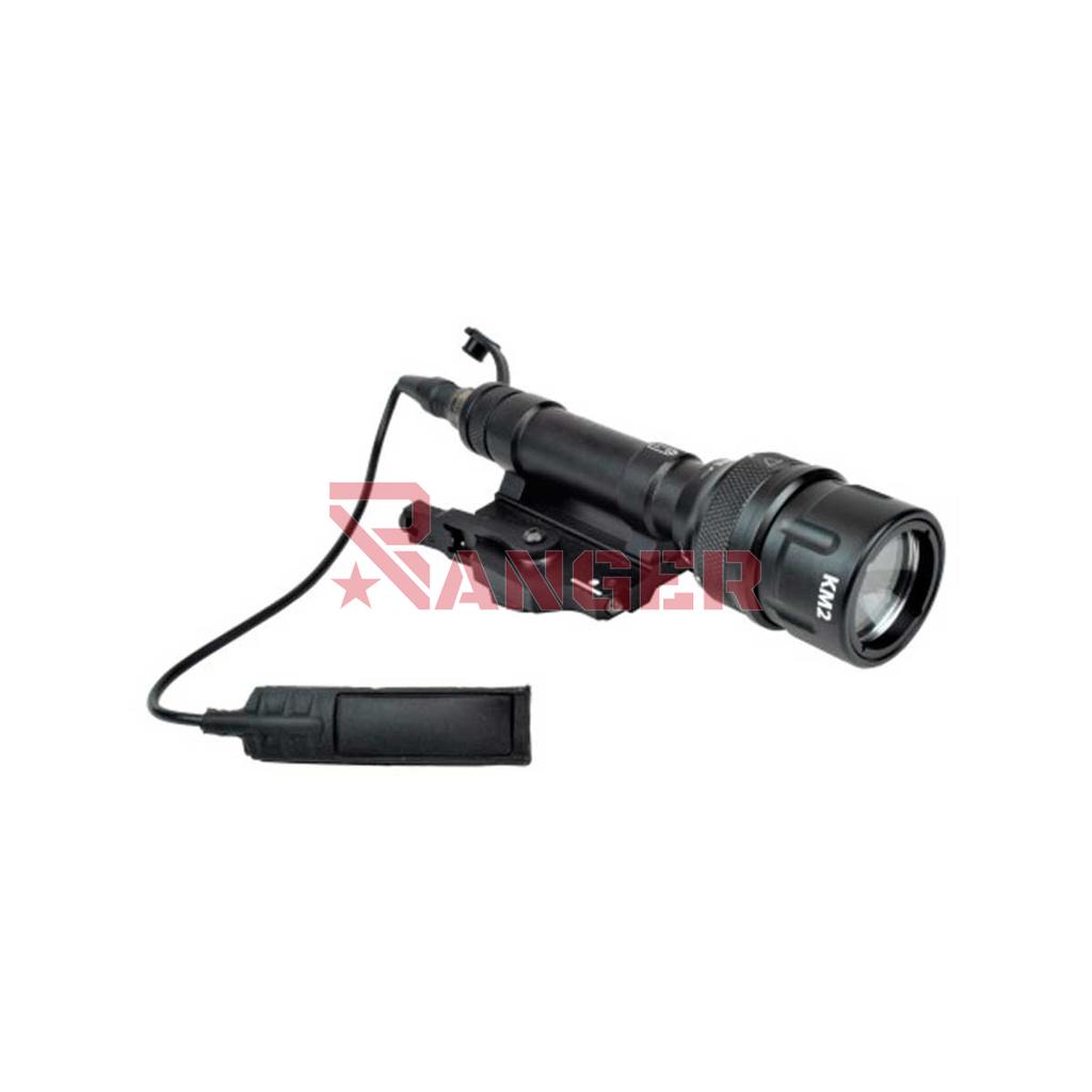 LINTERNA ELEMENT TACTICAL 220 LUMENS NEGRA