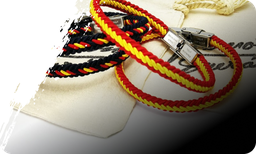 Pulseras y Colgantes