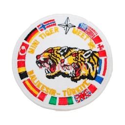 PARCHE BORDADO TIGRES BLANCO-AMARILLO