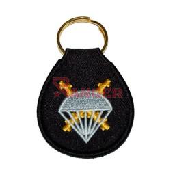 [110194] LLAVERO BRIGADA PARACAIDISTA FIELTRO NEGRO