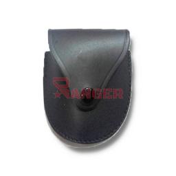 [70211] FUNDA GRILLETES CUERO CERRADA PEQ.NEGRA