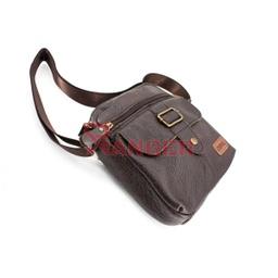 BOLSO DE PIEL CON CREMALLERA 5 BOLSILLOS